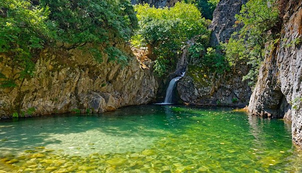 ‘Vathres’ in Samothraki